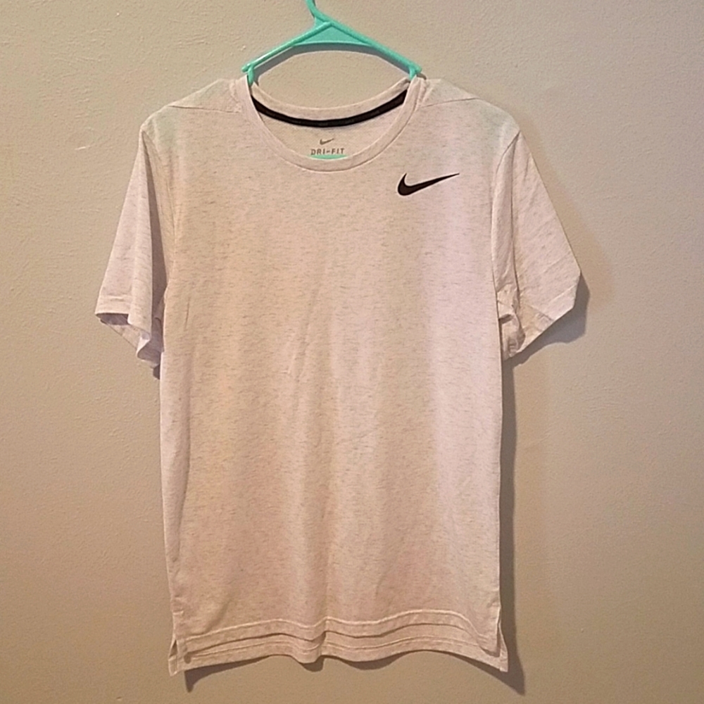 Nike mens shirt